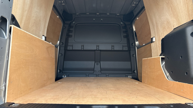 Ford Transit Connect 250 L2 Petrol 1.5 EcoBoost PHEV 150 Limited Van Auto